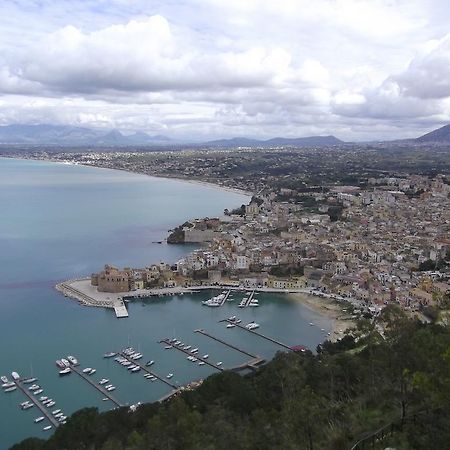 Ferienwohnung Zu Pippinu Castellammare del Golfo Exterior foto